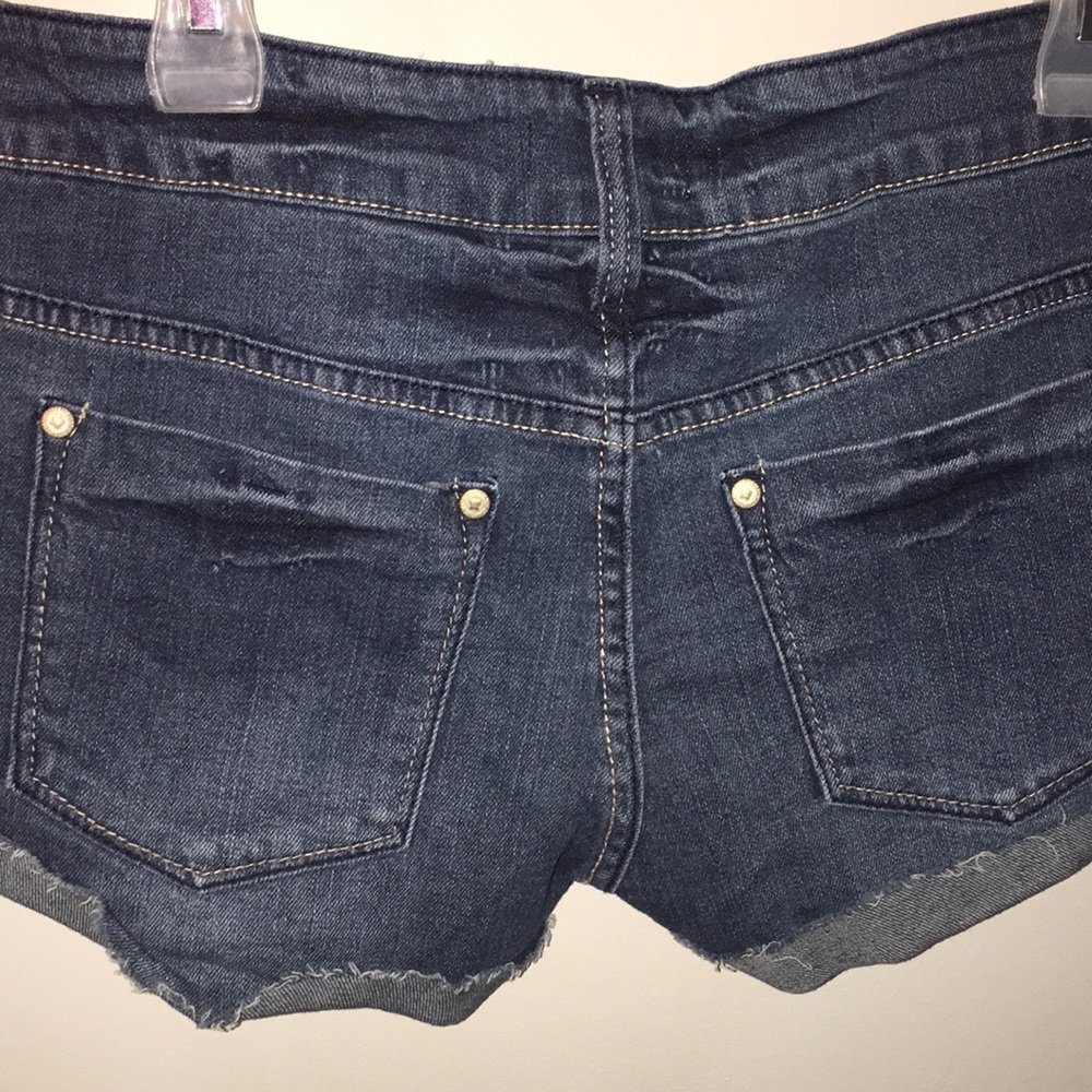 altar'd state jean shorts! fit true to size - Picture 2 of 3